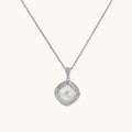 Statement-Halskette mit Halo-Perle